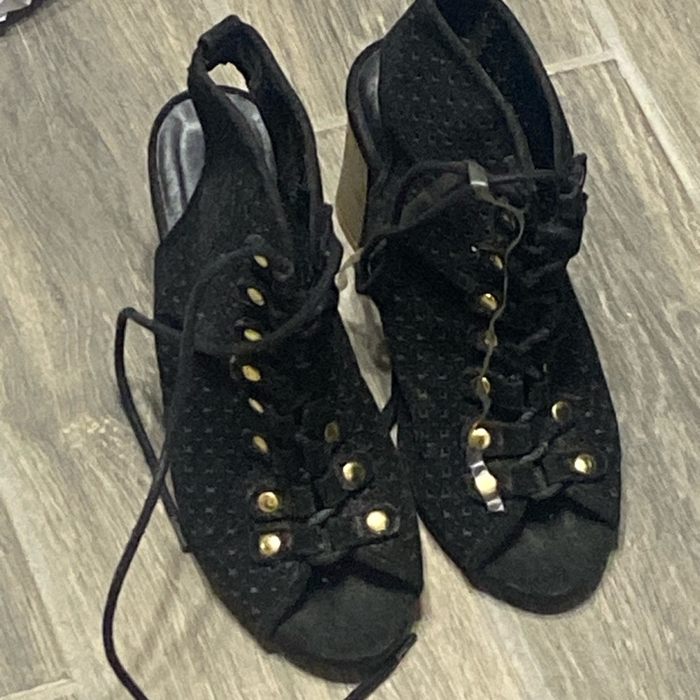 Chic Black Lace-Up Women's Boots